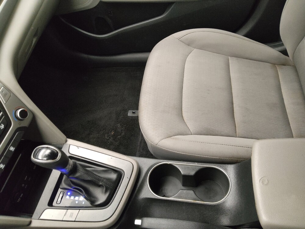 2018 Hyundai Elantra in Lombard, IL 60148 - 18143238 26