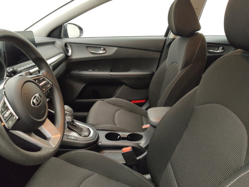 2021 Kia Forte in Lombard, IL 60148 - 18143239 17