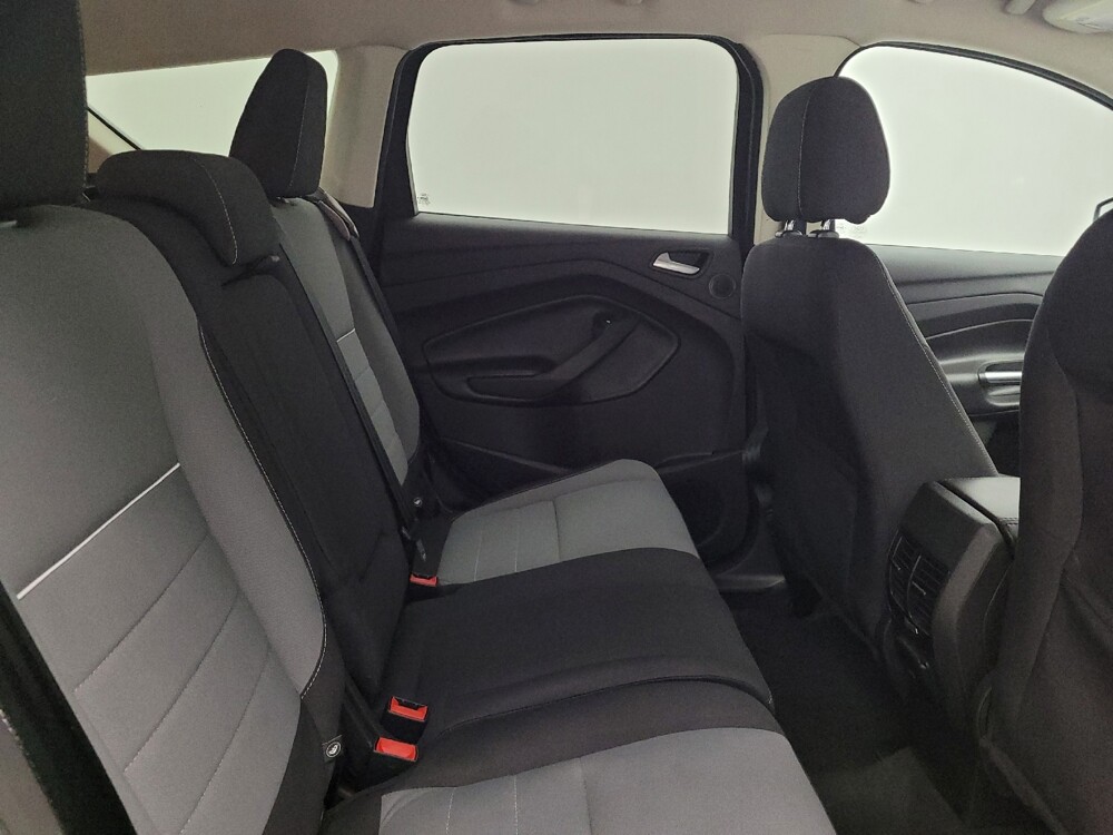 2014 Ford Escape in Cincinnati, OH 45255 - 18143242 19