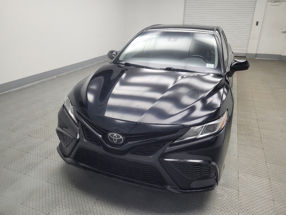 2019 Toyota Camry in Indianapolis, IN 46219 - 18143243 15