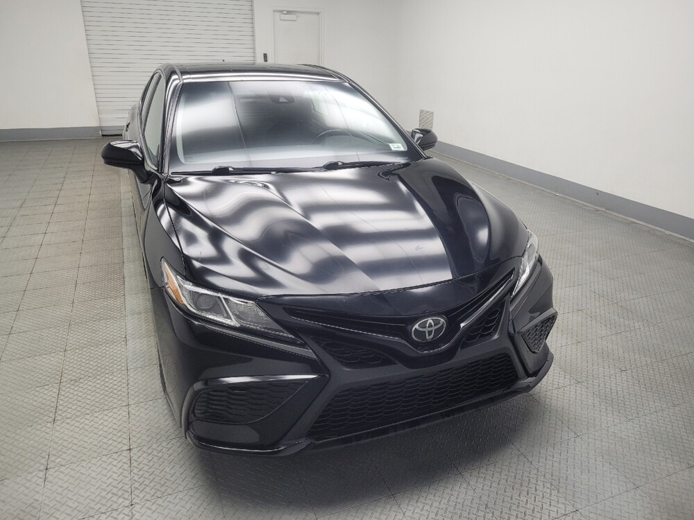 2019 Toyota Camry in Indianapolis, IN 46219 - 18143243 14