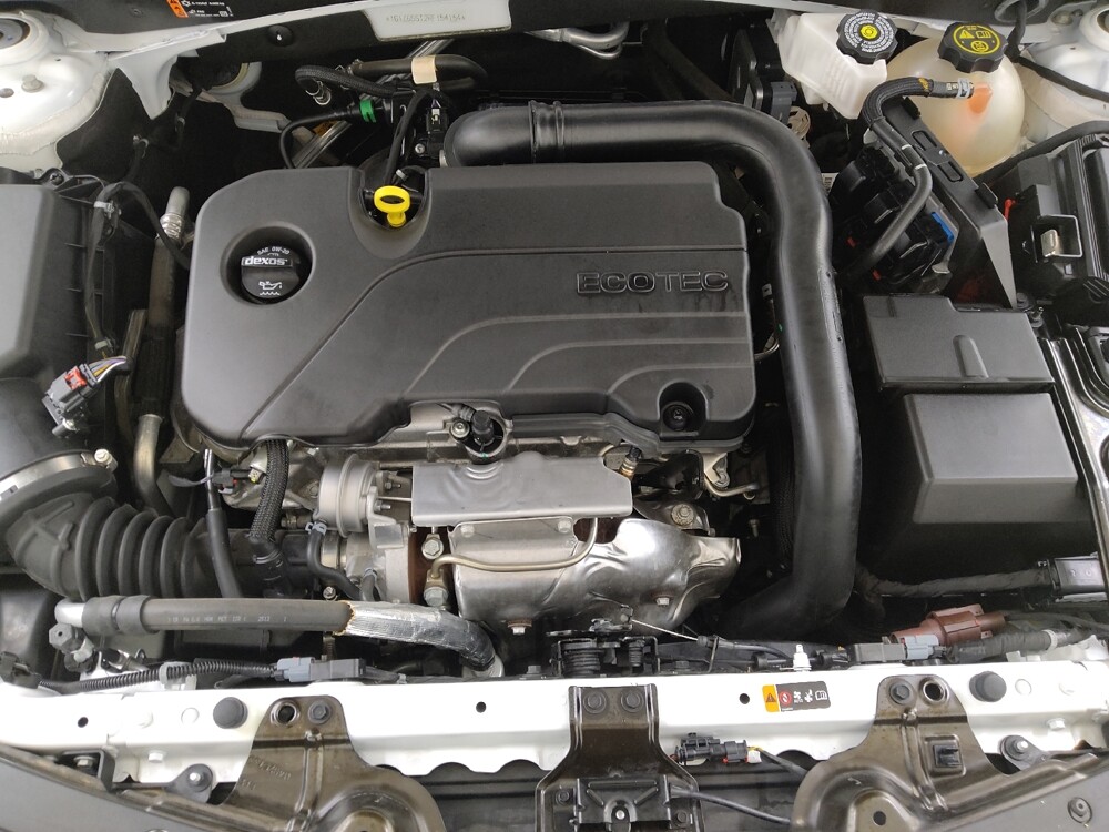 2024 Chevrolet Malibu in St. Louis, MO 63136 - 18143245 30