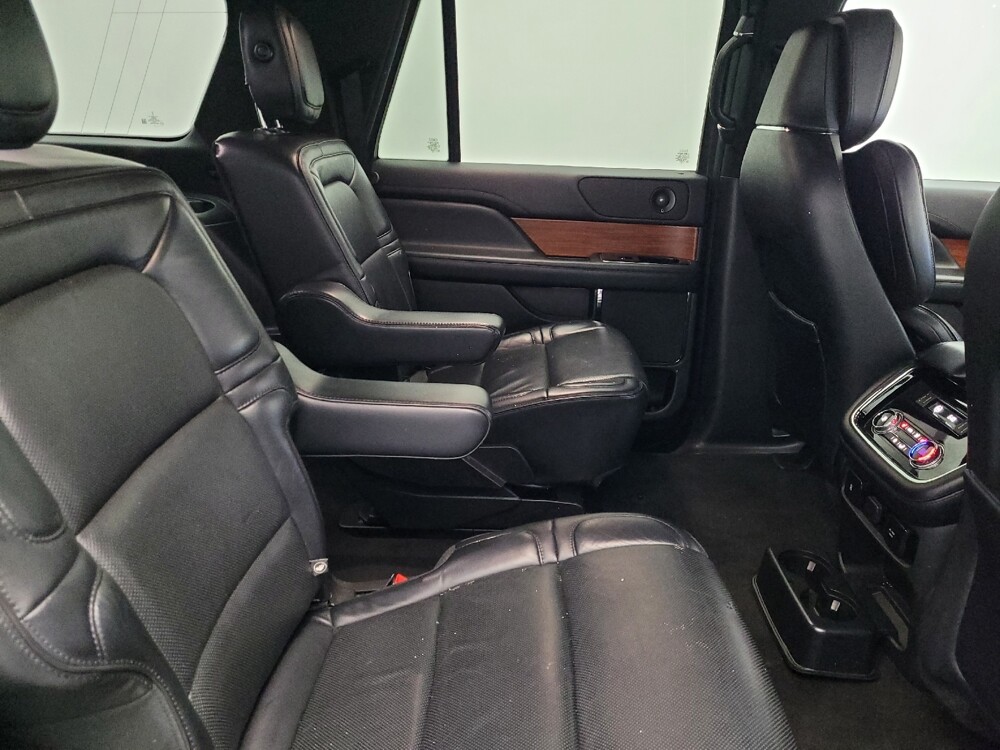 2019 Lincoln Navigator L in Gainesville, FL 32609 - 18143246 19