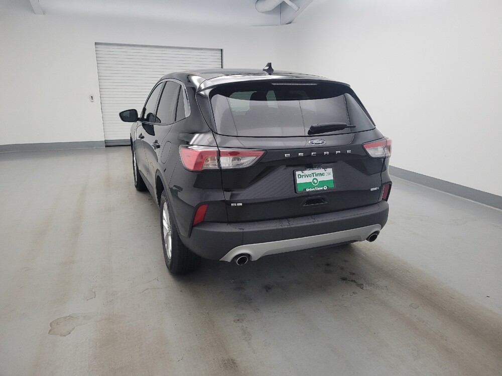 2020 Ford Escape in Cincinnati, OH 45255 - 18143247 6