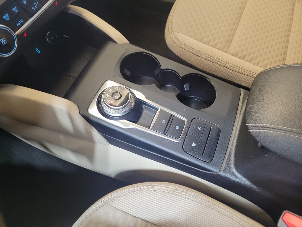 2020 Ford Escape in Cincinnati, OH 45255 - 18143247 26