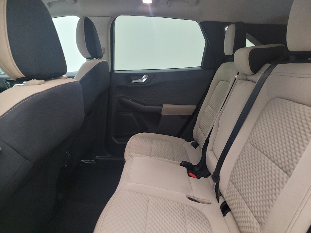 2020 Ford Escape in Cincinnati, OH 45255 - 18143247 18