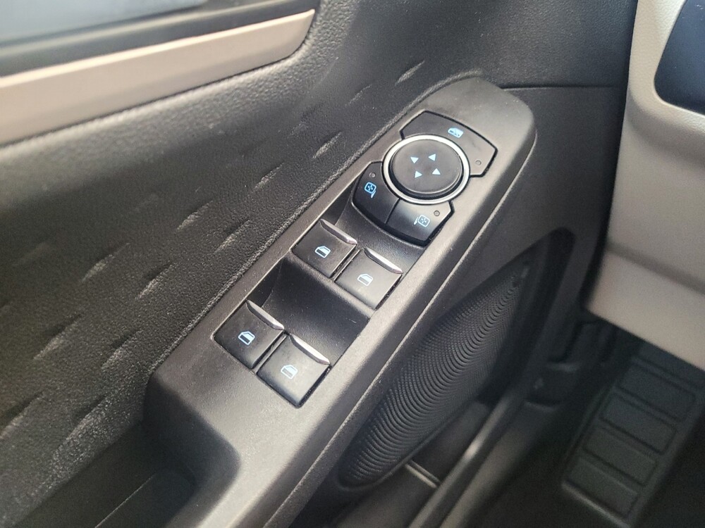 2020 Ford Escape in Cincinnati, OH 45255 - 18143247 27