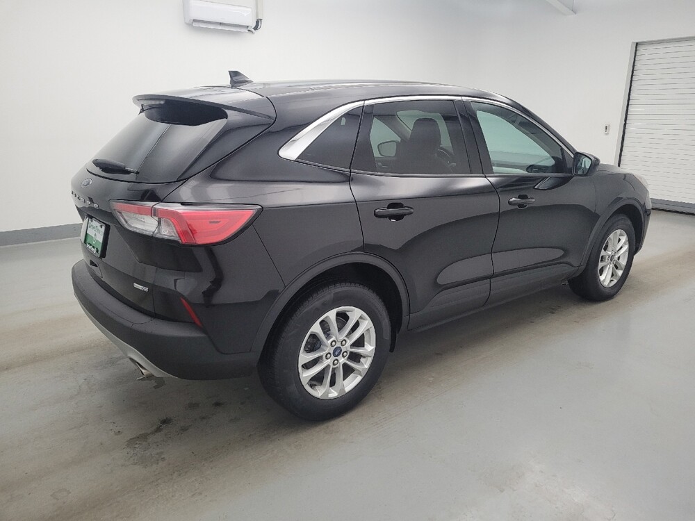 2020 Ford Escape in Cincinnati, OH 45255 - 18143247 10