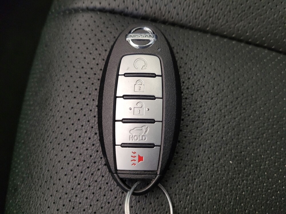2020 Nissan Murano in Cincinnati, OH 45255 - 18143249 32