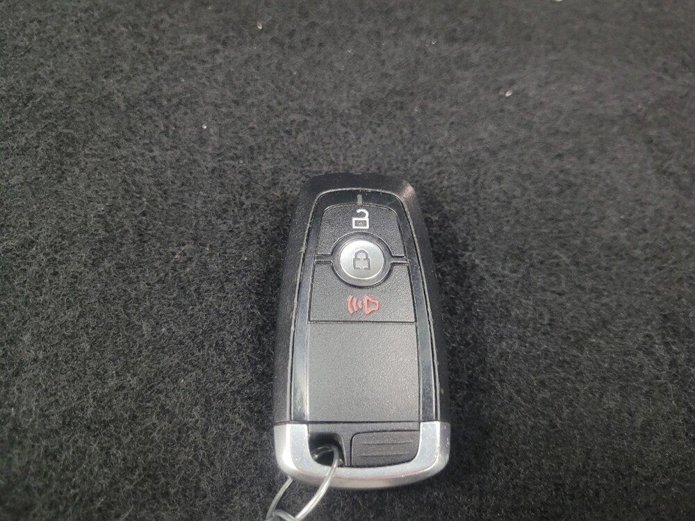 2018 Ford Edge in Indianapolis, IN 46219 - 18143253 32