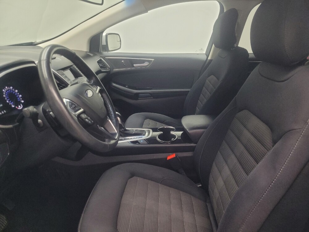 2018 Ford Edge in Indianapolis, IN 46219 - 18143253 17