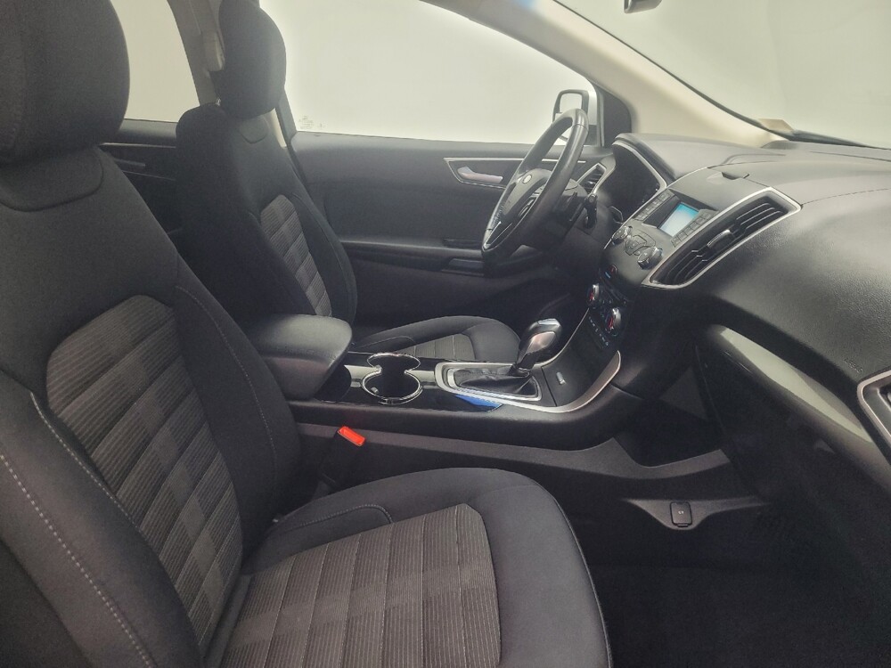 2018 Ford Edge in Indianapolis, IN 46219 - 18143253 21