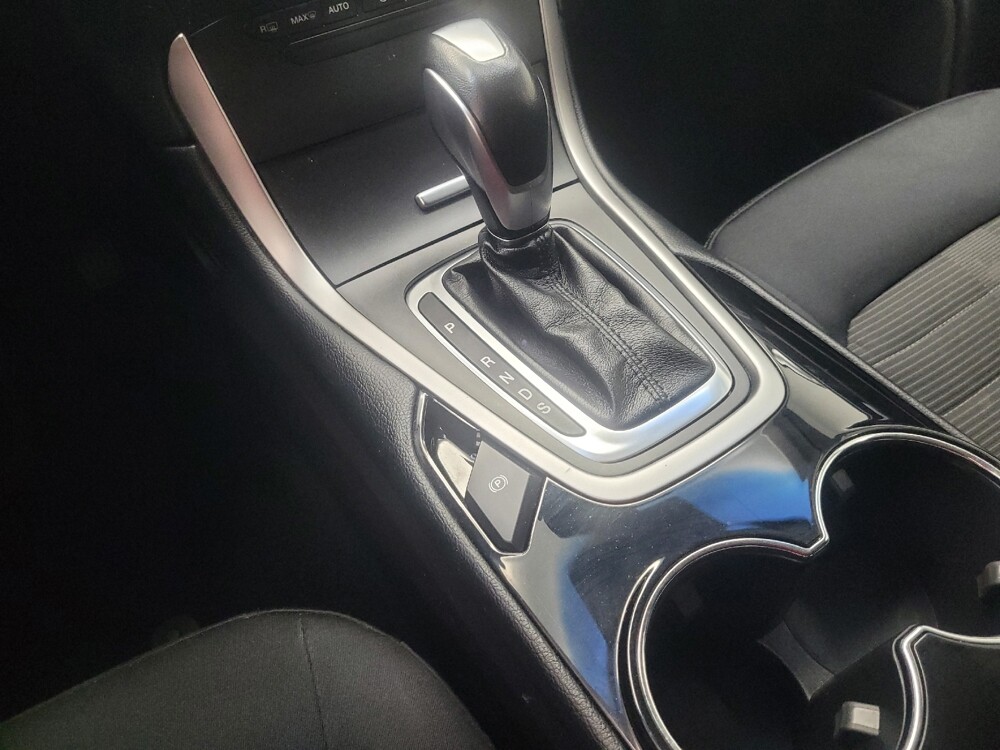 2018 Ford Edge in Indianapolis, IN 46219 - 18143253 26