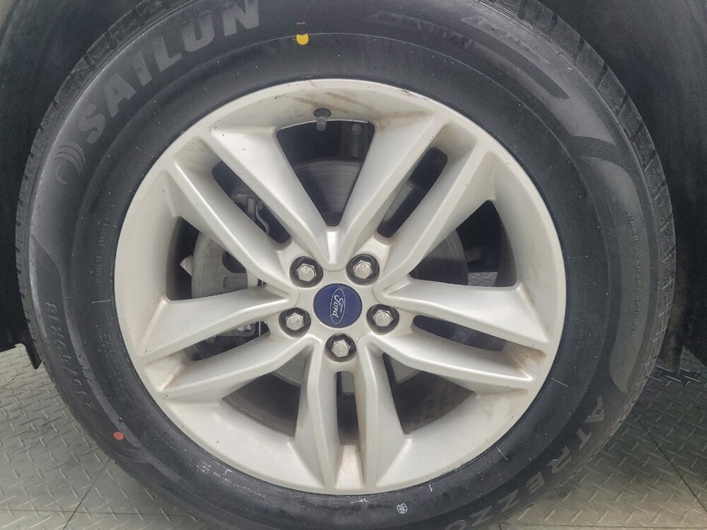 2018 Ford Edge in Indianapolis, IN 46219 - 18143253 31