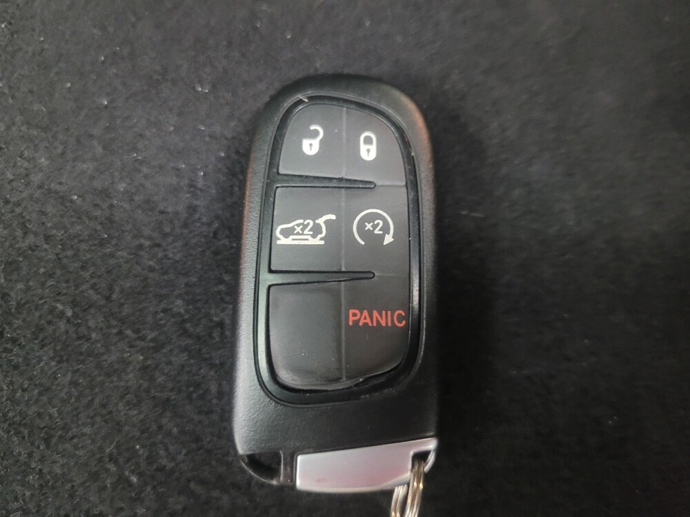 2019 Jeep Cherokee in Highland, IN 46322 - 18143256 32