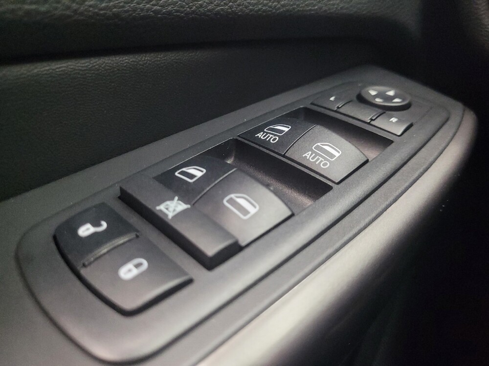 2019 Jeep Cherokee in Highland, IN 46322 - 18143256 27