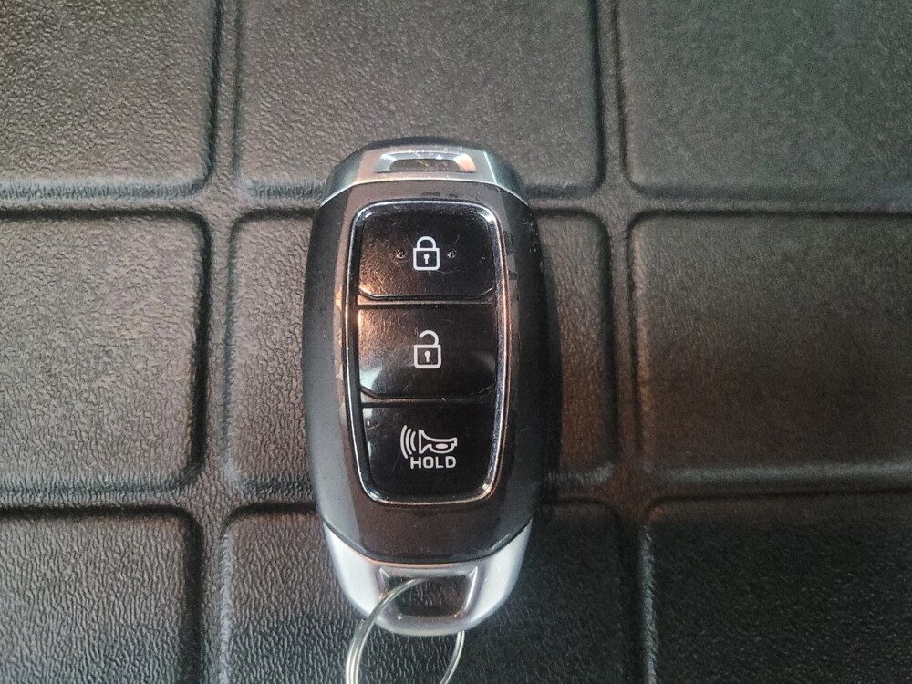 2020 Hyundai Santa Fe in Highland, IN 46322 - 18143257 32