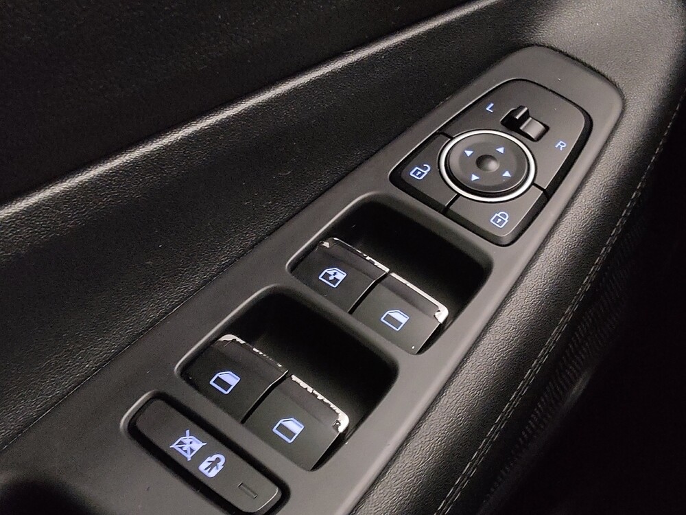2019 Hyundai Santa Fe in Topeka, KS 66611 - 18143260 27