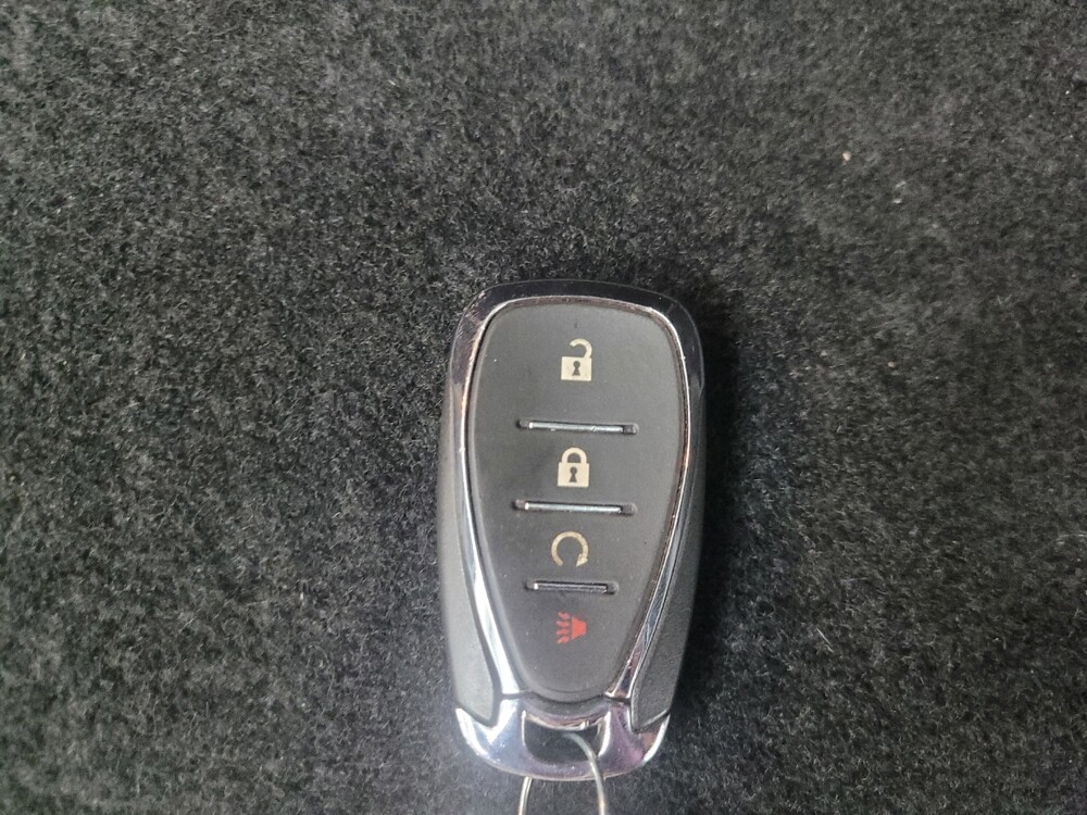 2020 Chevrolet Trax in Highland, IN 46322 - 18143262 32