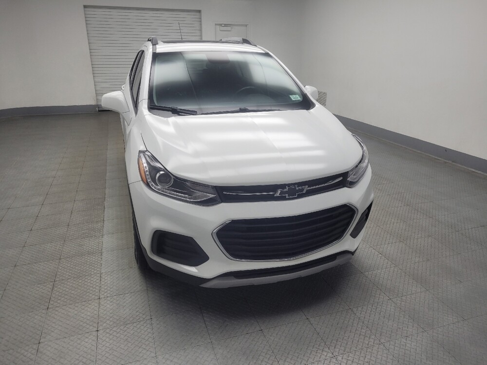 2020 Chevrolet Trax in Highland, IN 46322 - 18143262 14