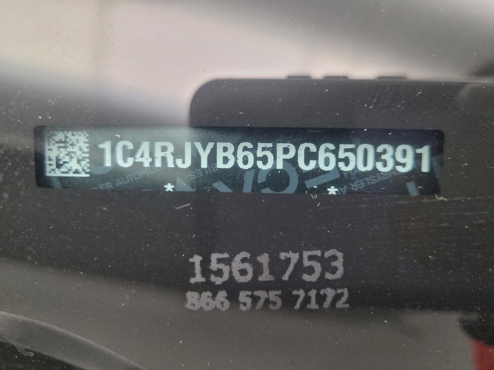 2023 Jeep Grand Cherokee in Indianapolis, IN 46219 - 18143264 33