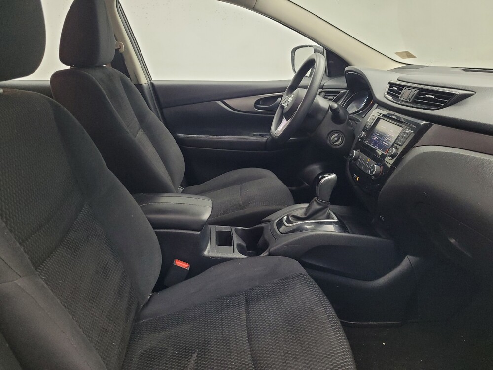 2019 Nissan Rogue Sport in Memphis, TN 38115 - 18143268 21