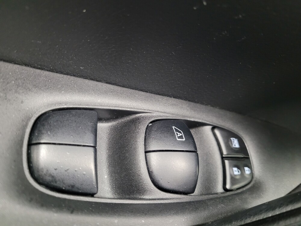 2019 Nissan Rogue Sport in Memphis, TN 38115 - 18143268 27