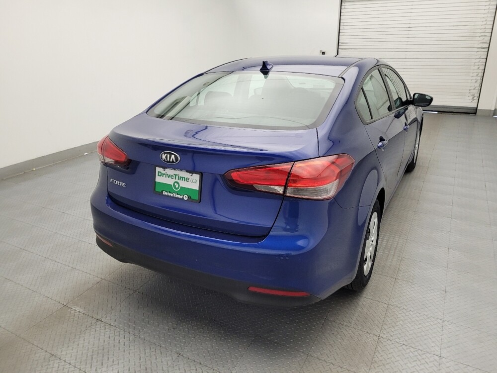 2017 Kia Forte in Raleigh, NC 27604 - 18143273 7