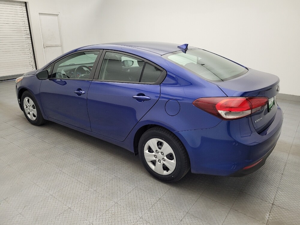 2017 Kia Forte in Raleigh, NC 27604 - 18143273 3