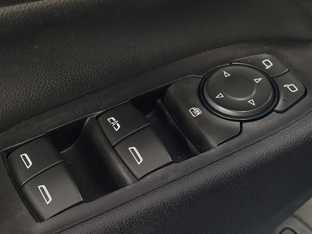 2018 Chevrolet Equinox in Savannah, GA 31419 - 18143274 27