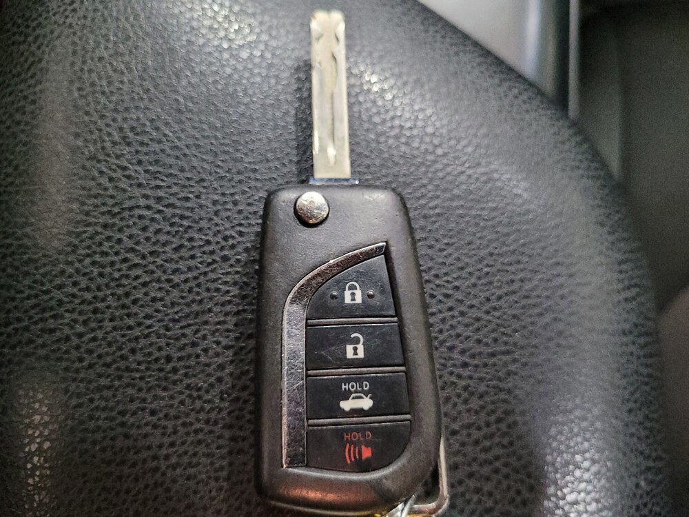 2018 Toyota Camry in Richmond, VA 23235 - 18143275 32