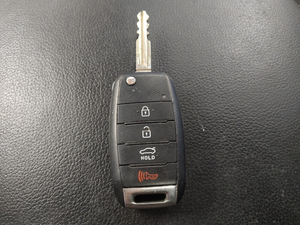 2015 Kia Forte in Salem, VA 24153 - 18143286 32