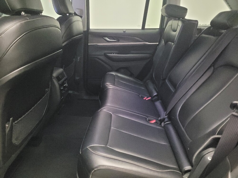 2023 Jeep Grand Cherokee in Riverside, CA 92504 - 18143288 18