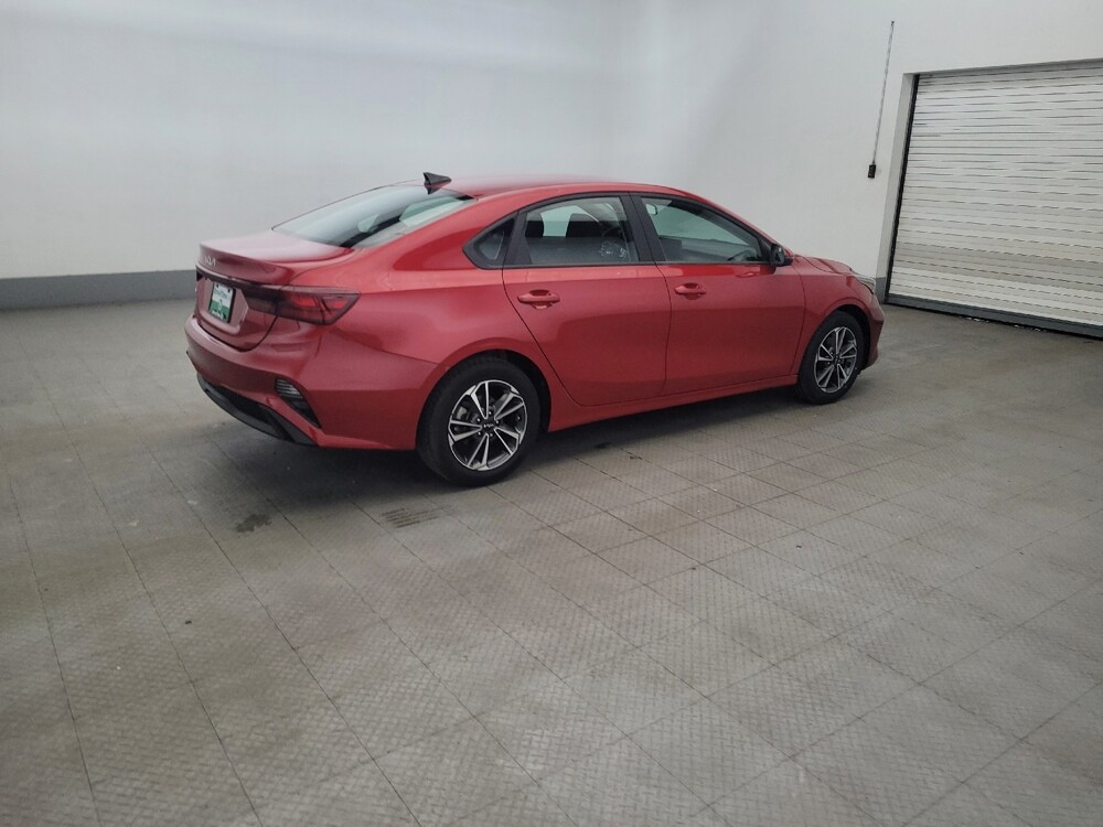 2023 Kia Forte in Woodbridge, VA 22191 - 18143289 10