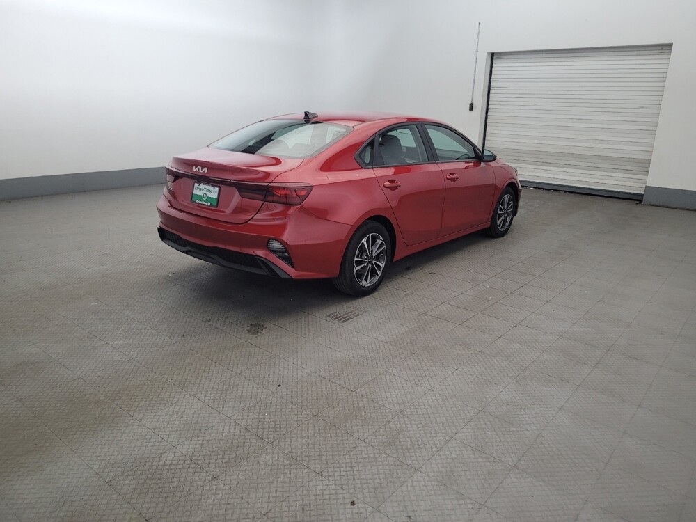 2023 Kia Forte in Woodbridge, VA 22191 - 18143289 9