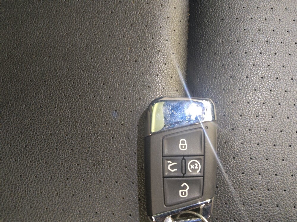2020 Volkswagen Atlas in Lombard, IL 60148 - 18143291 32