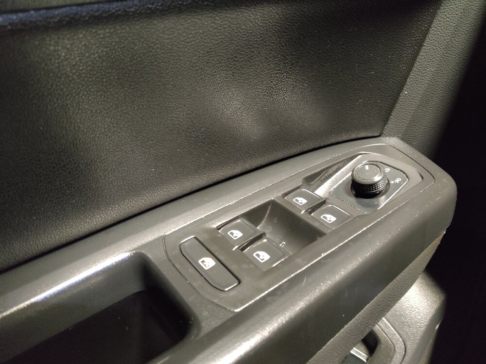 2020 Volkswagen Atlas in Lombard, IL 60148 - 18143291 27
