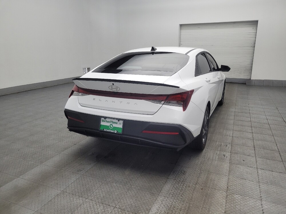 2025 Hyundai Elantra in Duluth, GA 30096 - 18143297 9