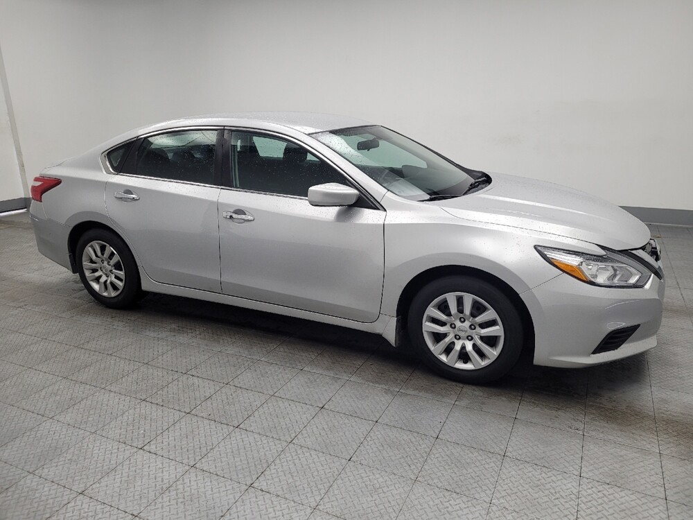 2017 Nissan Altima in Memphis, TN 38115 - 18143300 11