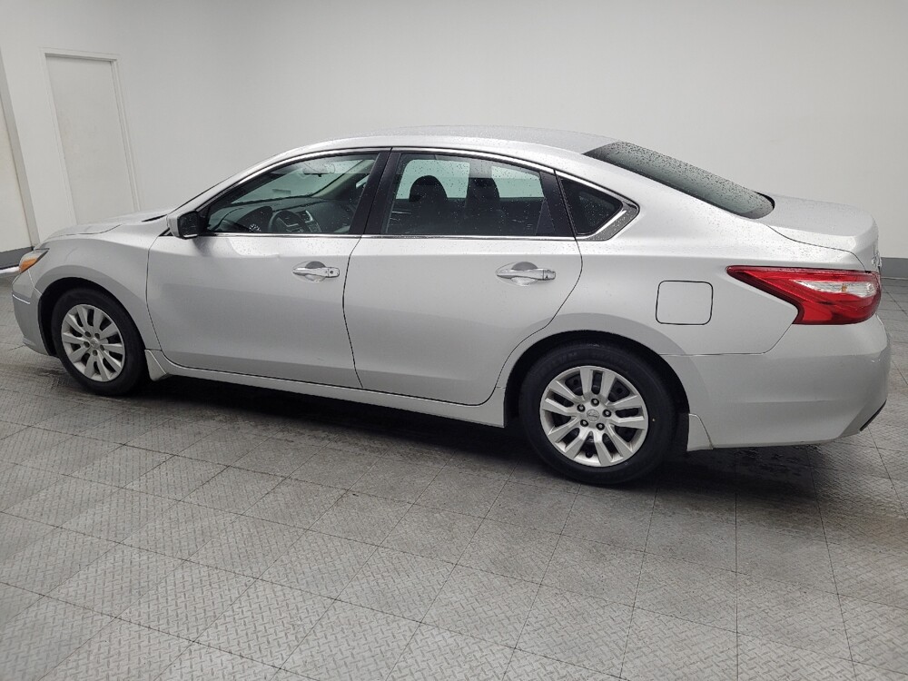 2017 Nissan Altima in Memphis, TN 38115 - 18143300 3