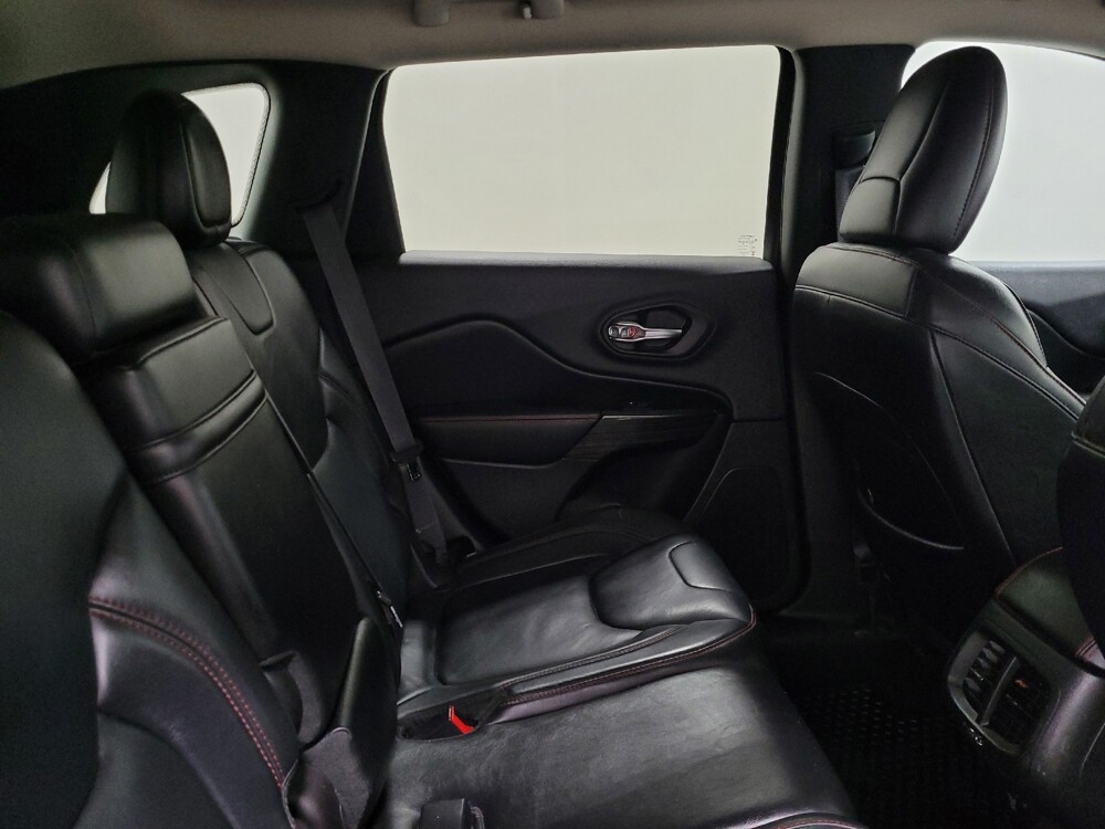 2014 Jeep Cherokee in Langhorne, PA 19047 - 18143303 19