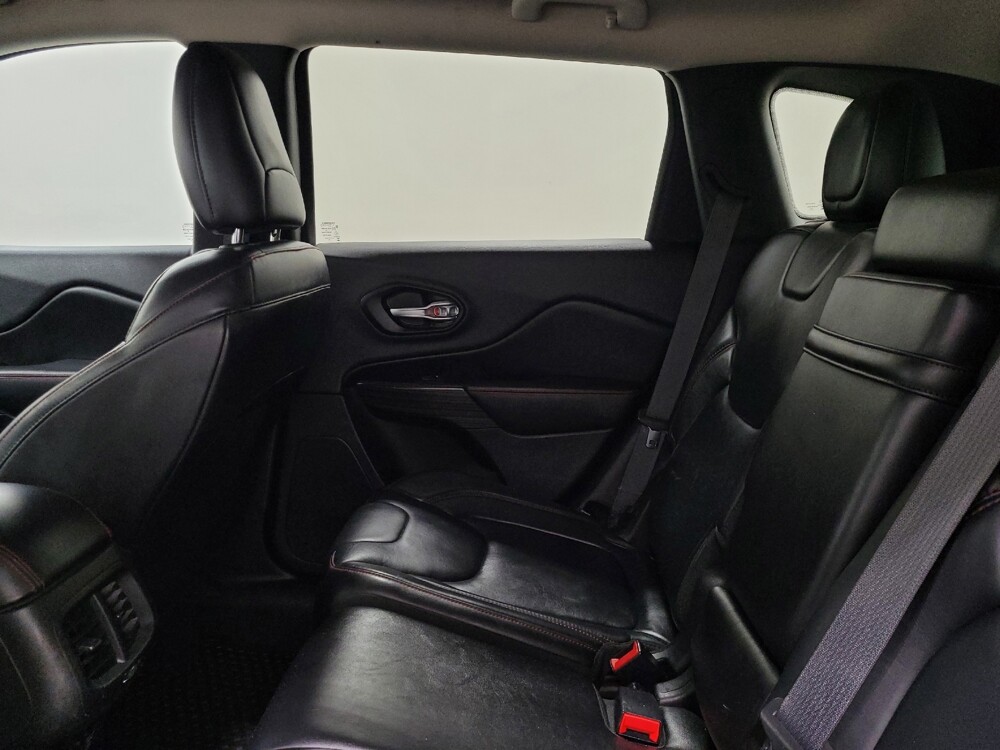 2014 Jeep Cherokee in Langhorne, PA 19047 - 18143303 18