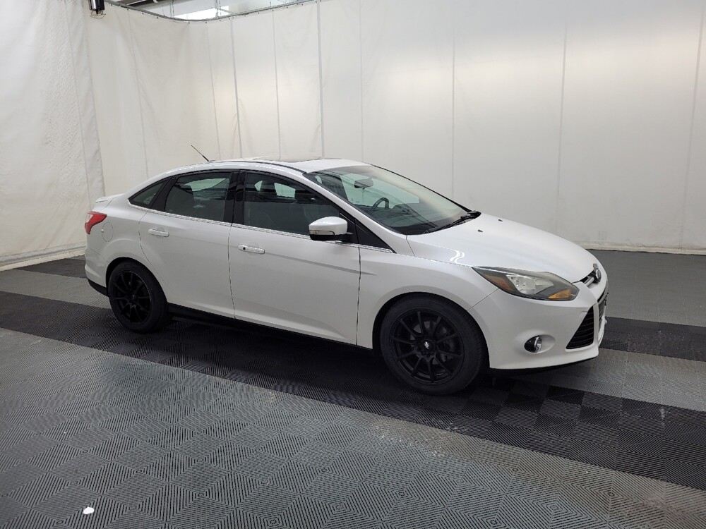 2014 Ford Focus in Langhorne, PA 19047 - 18143304 11