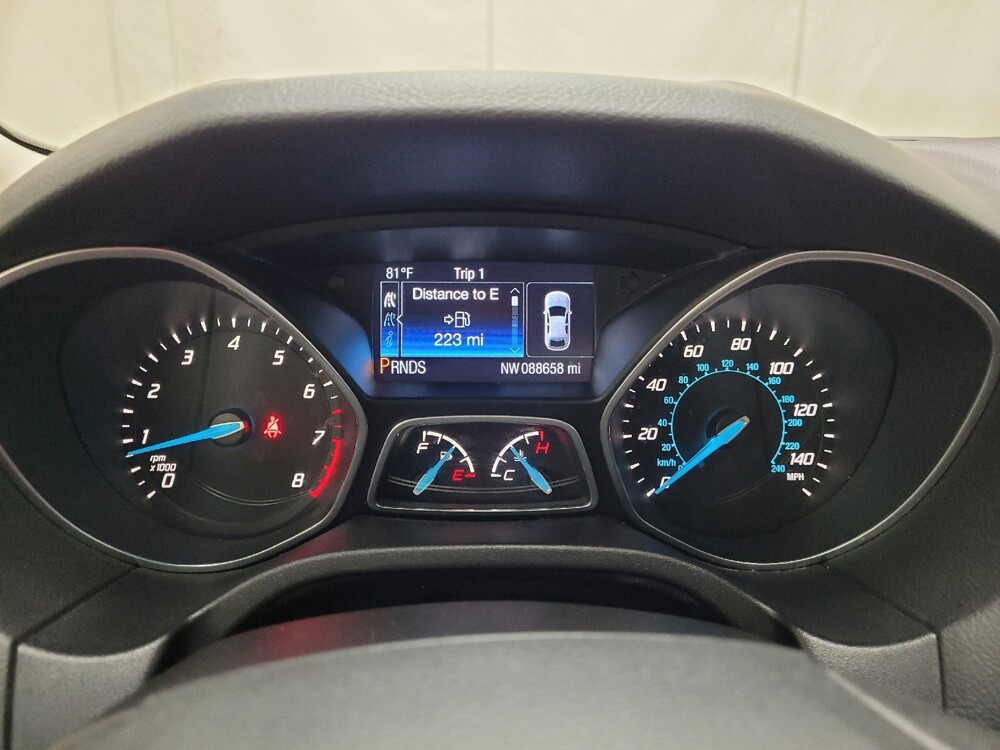 2014 Ford Focus in Langhorne, PA 19047 - 18143304 23