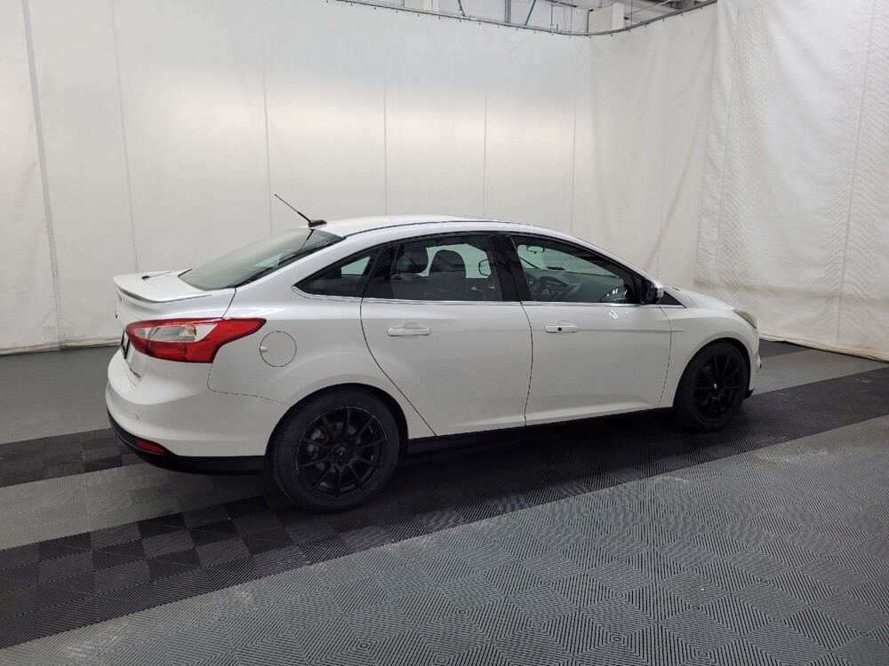 2014 Ford Focus in Langhorne, PA 19047 - 18143304 10