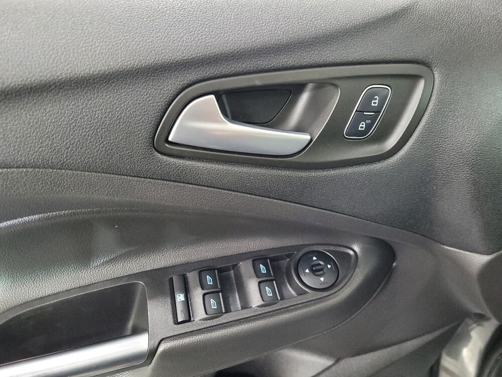 2017 Ford Escape in Langhorne, PA 19047 - 18143305 27