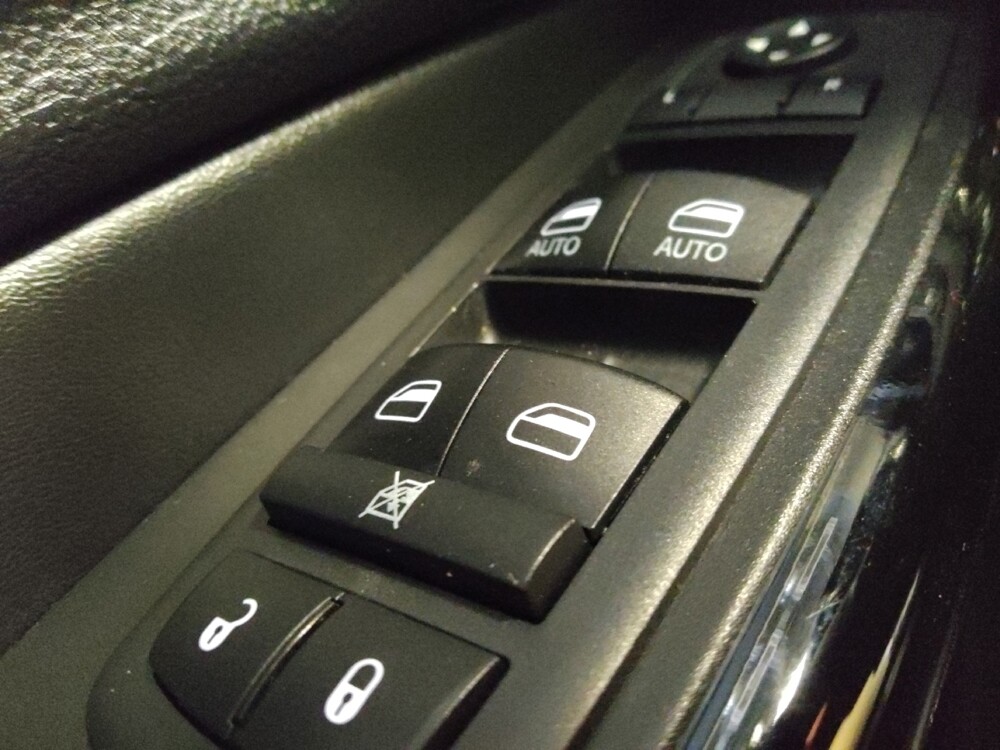 2019 Jeep Cherokee in Albuquerque, NM 87123 - 18143309 27