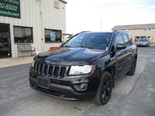 2017 Jeep Compass in Oak Grove, MO 64075 - 18143310
