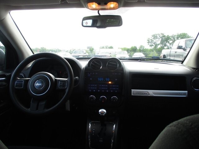 2017 Jeep Compass in Oak Grove, MO 64075 - 18143310 11