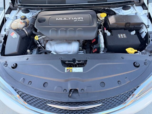 2016 Chrysler 200 in Knoxville, TN 37920 - 18143312 29